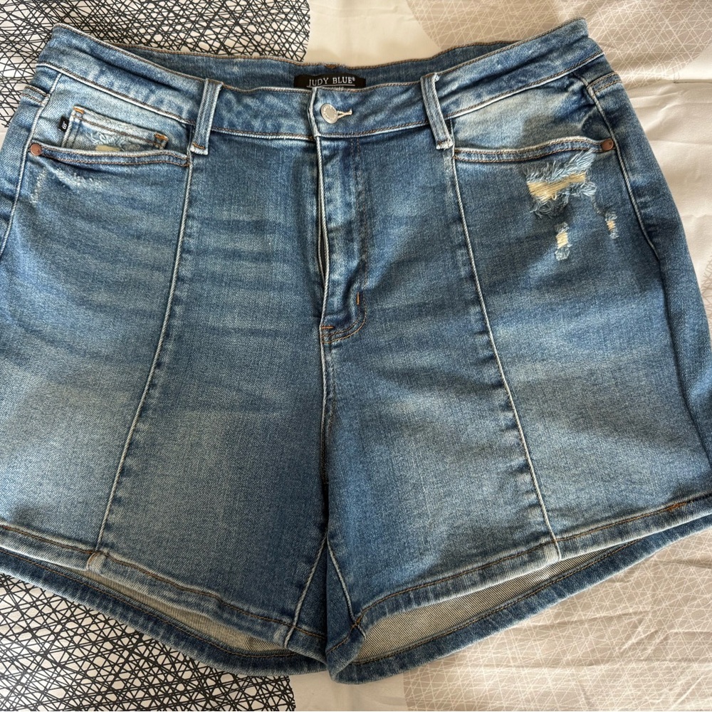 Judy Blue Blue Jean Shorts Mid-Rise Distressed 3X